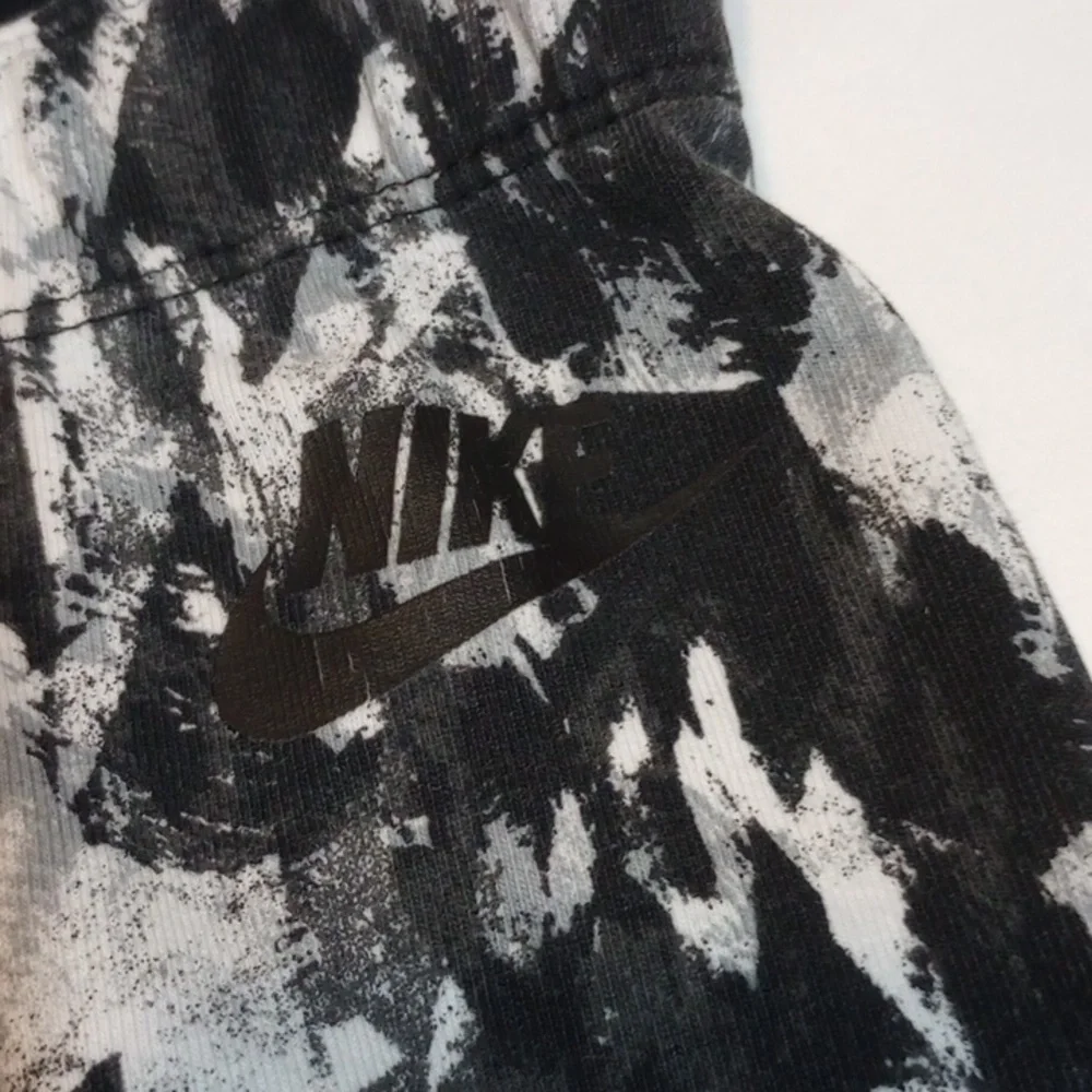 Women's Nike Leggings Sz S Black Pattern Just Do It Splatter Workout Sport Fun